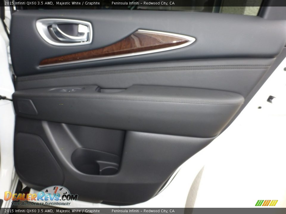 2015 Infiniti QX60 3.5 AWD Majestic White / Graphite Photo #26