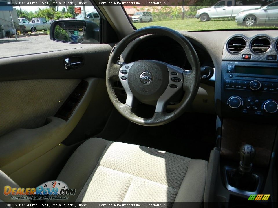 2007 Nissan Altima 3.5 SE Metallic Jade / Blond Photo #12