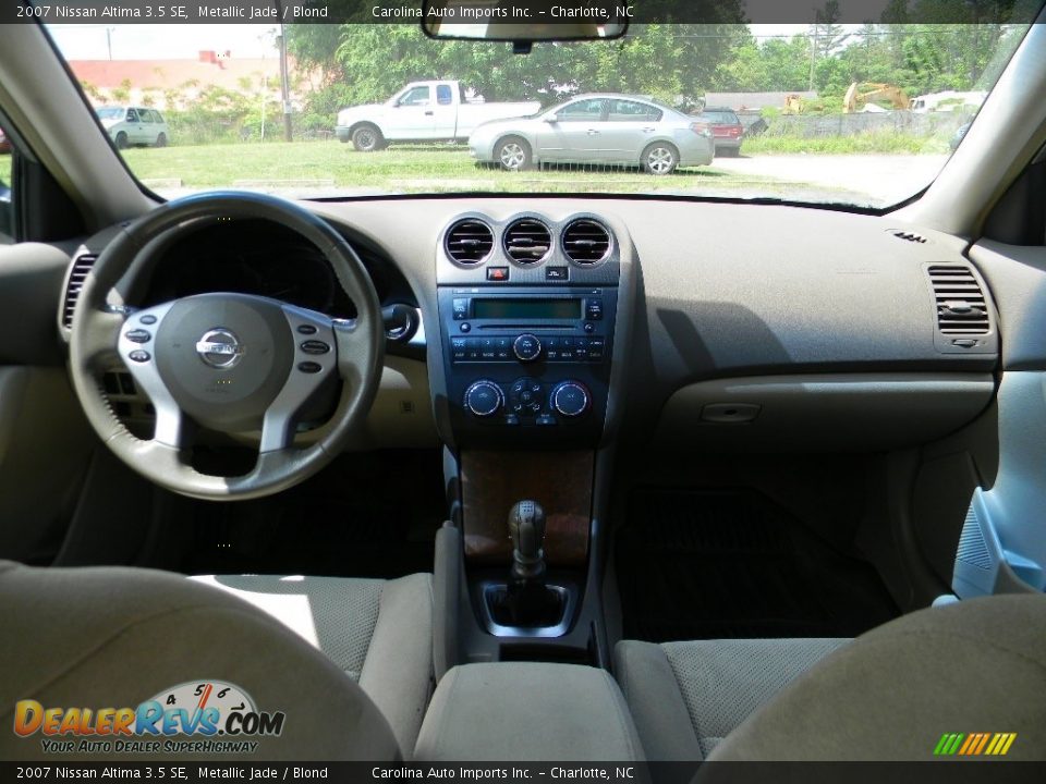 2007 Nissan Altima 3.5 SE Metallic Jade / Blond Photo #13