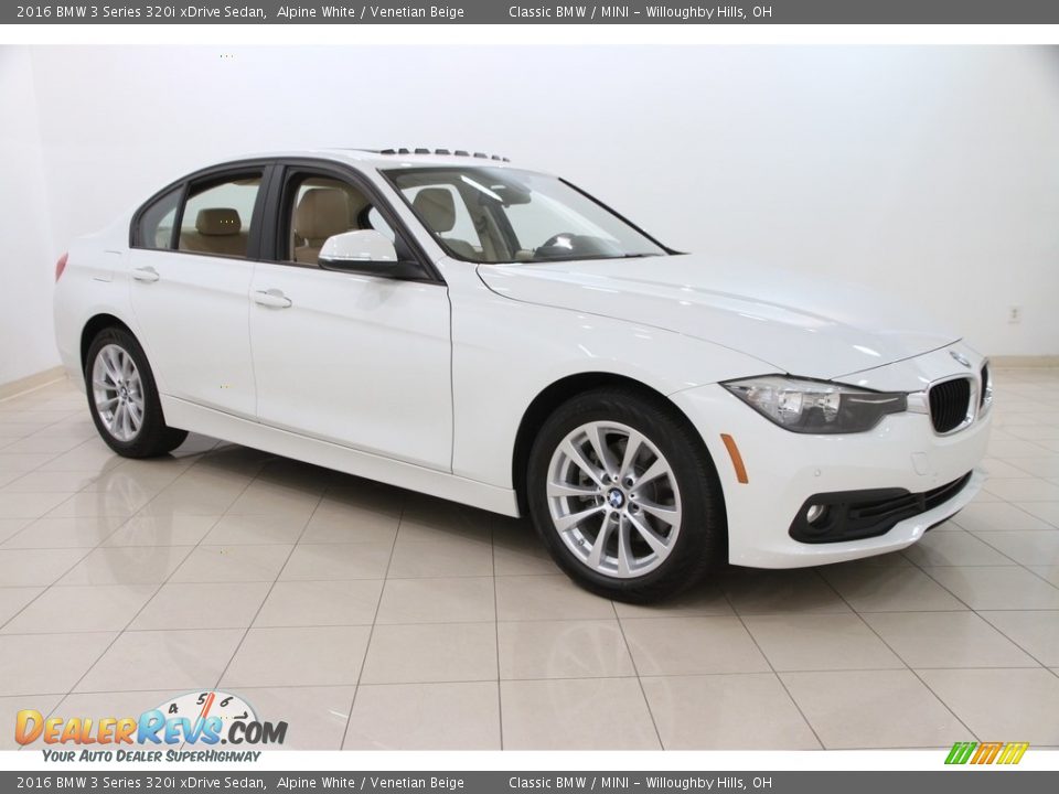 2016 BMW 3 Series 320i xDrive Sedan Alpine White / Venetian Beige Photo #1