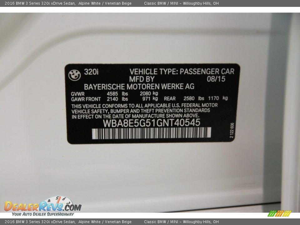 2016 BMW 3 Series 320i xDrive Sedan Alpine White / Venetian Beige Photo #28