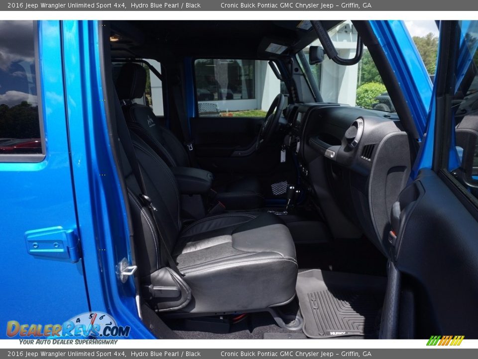 2016 Jeep Wrangler Unlimited Sport 4x4 Hydro Blue Pearl / Black Photo #23