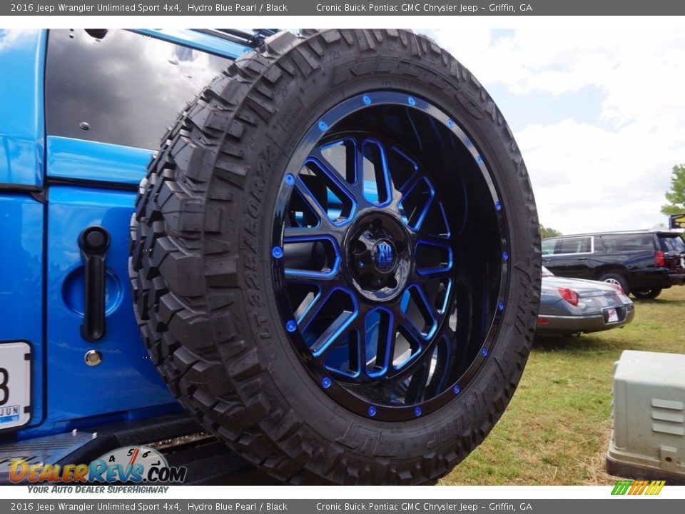 2016 Jeep Wrangler Unlimited Sport 4x4 Hydro Blue Pearl / Black Photo #35