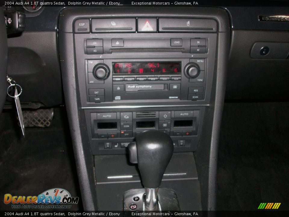 2004 Audi A4 1.8T quattro Sedan Dolphin Grey Metallic / Ebony Photo #15