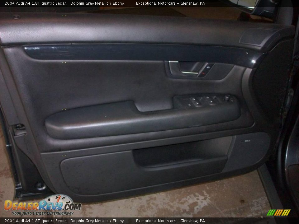 2004 Audi A4 1.8T quattro Sedan Dolphin Grey Metallic / Ebony Photo #16