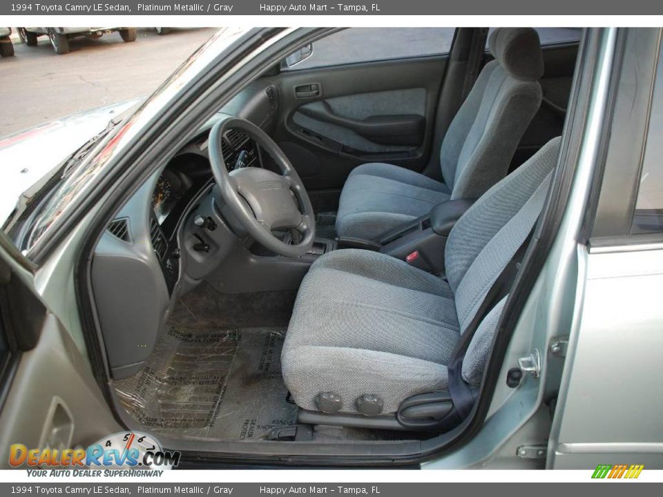 1994 Toyota Camry LE Sedan Platinum Metallic / Gray Photo #8