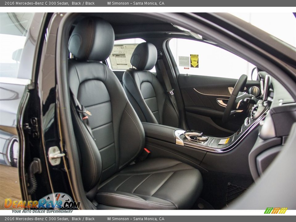 2016 Mercedes-Benz C 300 Sedan Black / Black Photo #2