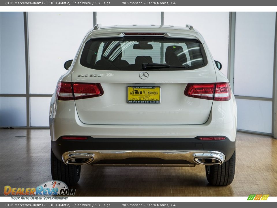 2016 Mercedes-Benz GLC 300 4Matic Polar White / Silk Beige Photo #4