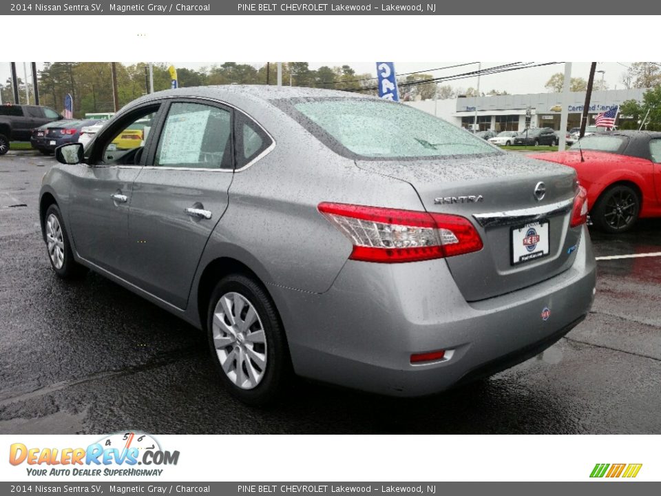 2014 Nissan Sentra SV Magnetic Gray / Charcoal Photo #9