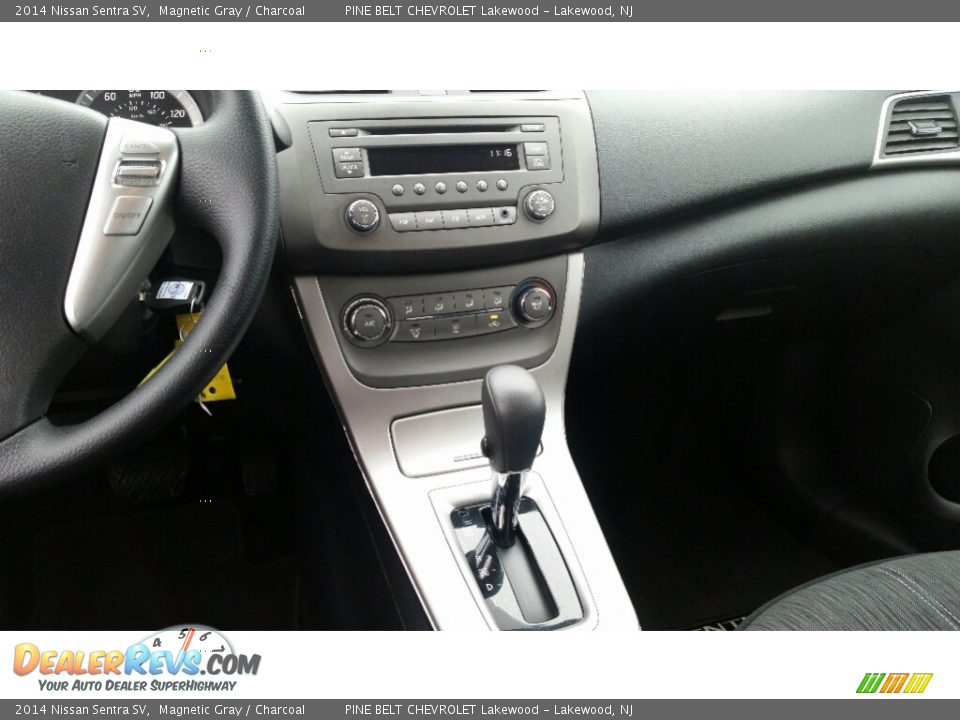 2014 Nissan Sentra SV Magnetic Gray / Charcoal Photo #14