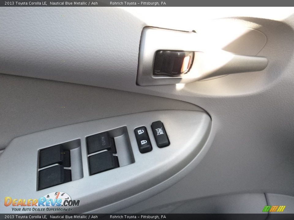 2013 Toyota Corolla LE Nautical Blue Metallic / Ash Photo #17