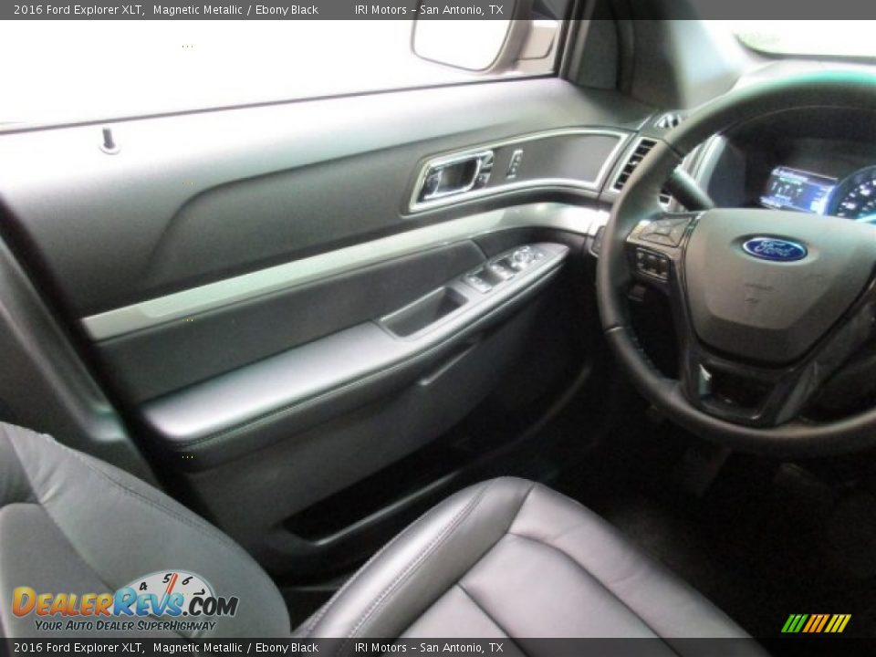 2016 Ford Explorer XLT Magnetic Metallic / Ebony Black Photo #13