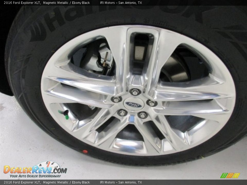 2016 Ford Explorer XLT Magnetic Metallic / Ebony Black Photo #24
