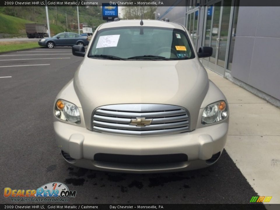 2009 Chevrolet HHR LS Gold Mist Metallic / Cashmere Photo #3