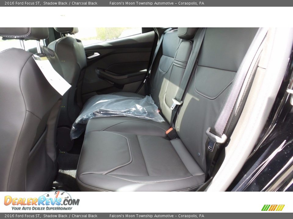 2016 Ford Focus ST Shadow Black / Charcoal Black Photo #10