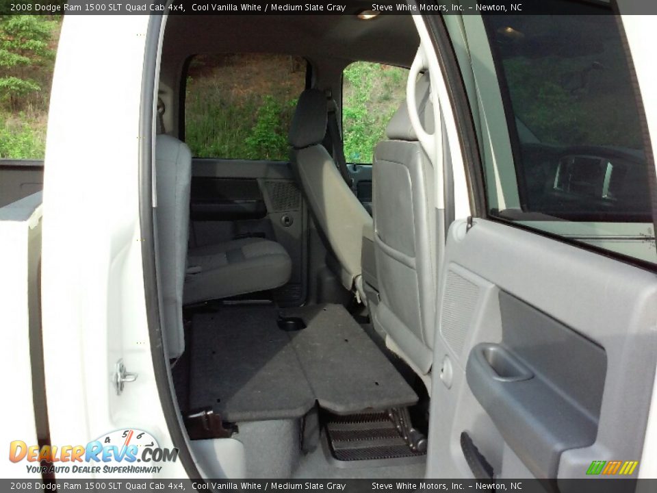 2008 Dodge Ram 1500 SLT Quad Cab 4x4 Cool Vanilla White / Medium Slate Gray Photo #12