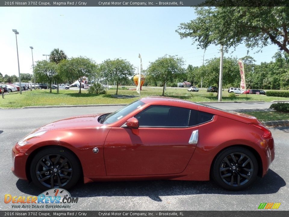 2016 Nissan 370Z Coupe Magma Red / Gray Photo #2