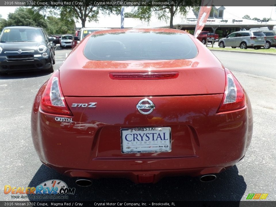 2016 Nissan 370Z Coupe Magma Red / Gray Photo #6