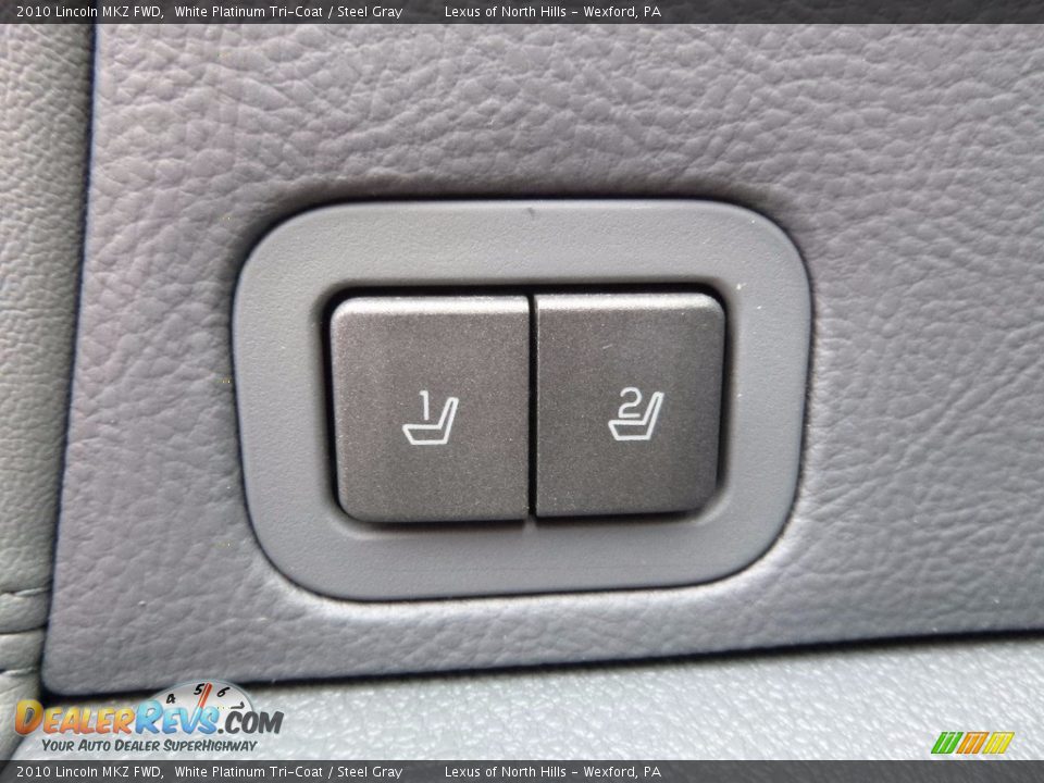 2010 Lincoln MKZ FWD White Platinum Tri-Coat / Steel Gray Photo #11