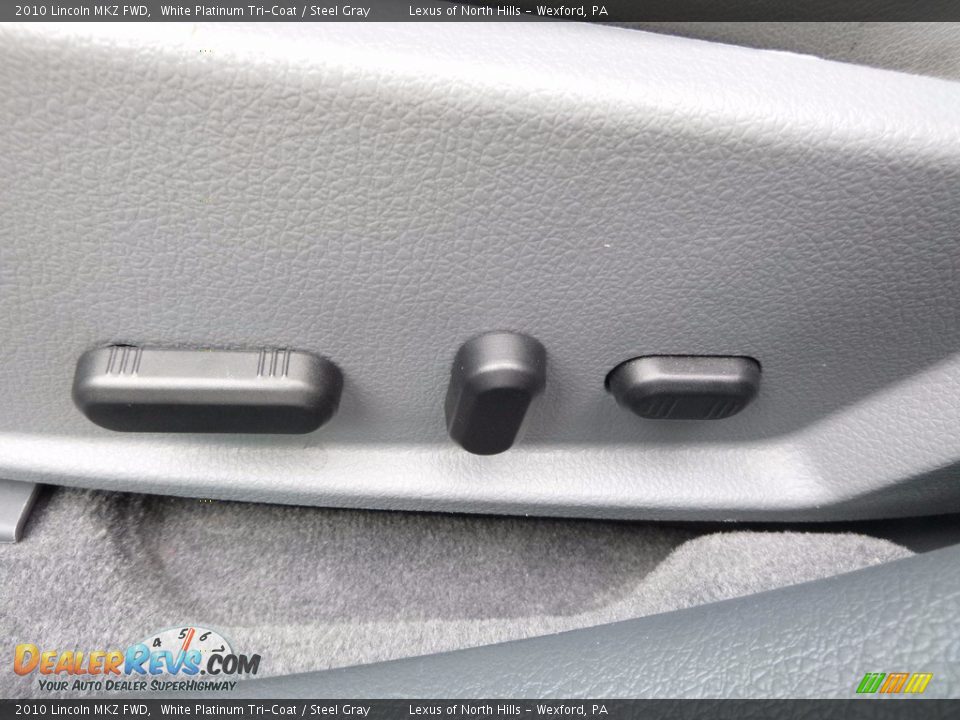 2010 Lincoln MKZ FWD White Platinum Tri-Coat / Steel Gray Photo #13