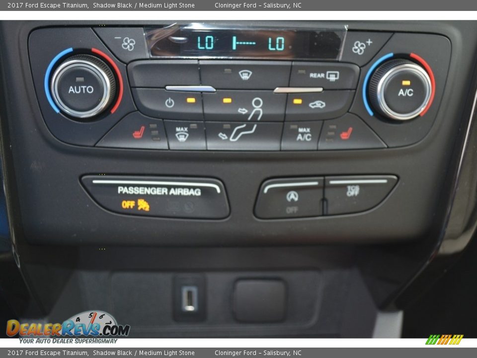 2017 Ford Escape Titanium Shadow Black / Medium Light Stone Photo #17