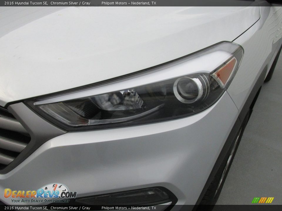 2016 Hyundai Tucson SE Chromium Silver / Gray Photo #9
