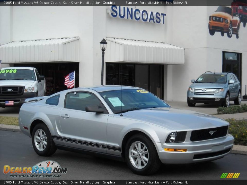 2005 Ford Mustang V6 Deluxe Coupe Satin Silver Metallic / Light Graphite Photo #1