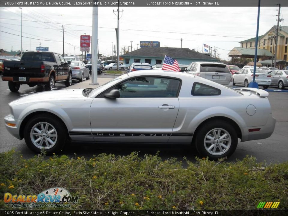 2005 Ford Mustang V6 Deluxe Coupe Satin Silver Metallic / Light Graphite Photo #6