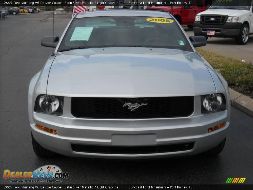 2005 Ford Mustang V6 Deluxe Coupe Satin Silver Metallic / Light Graphite Photo #8