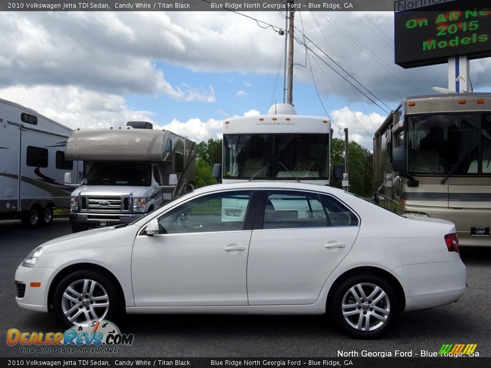 2010 Volkswagen Jetta TDI Sedan Candy White / Titan Black Photo #2