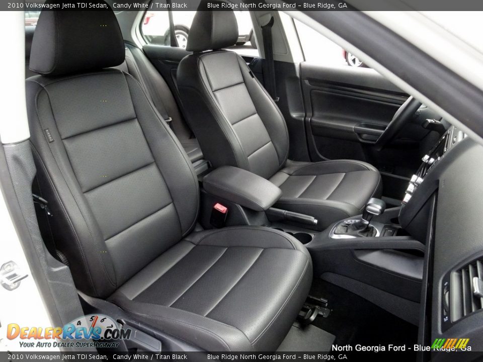 2010 Volkswagen Jetta TDI Sedan Candy White / Titan Black Photo #12