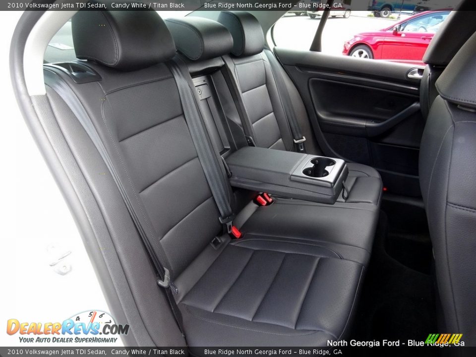 2010 Volkswagen Jetta TDI Sedan Candy White / Titan Black Photo #14
