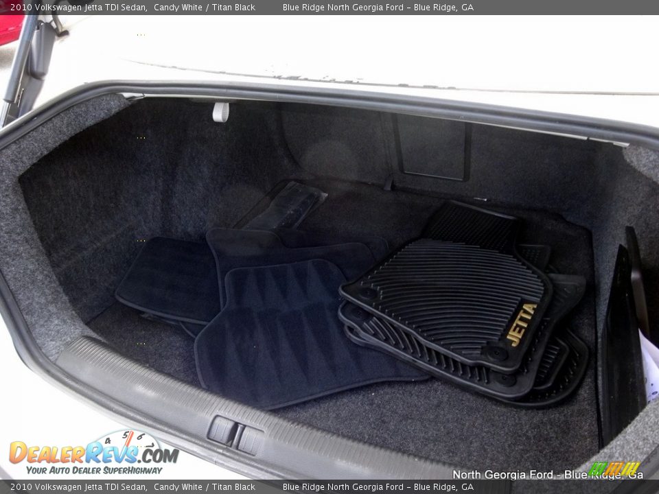 2010 Volkswagen Jetta TDI Sedan Candy White / Titan Black Photo #15