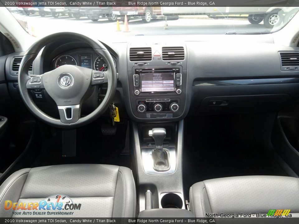 2010 Volkswagen Jetta TDI Sedan Candy White / Titan Black Photo #17
