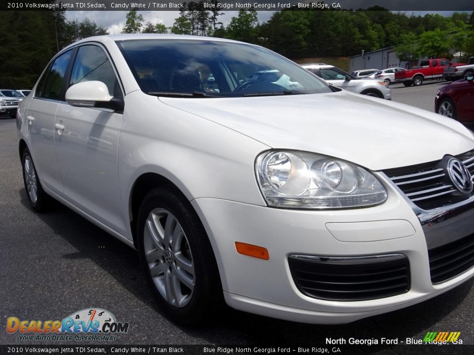 2010 Volkswagen Jetta TDI Sedan Candy White / Titan Black Photo #32