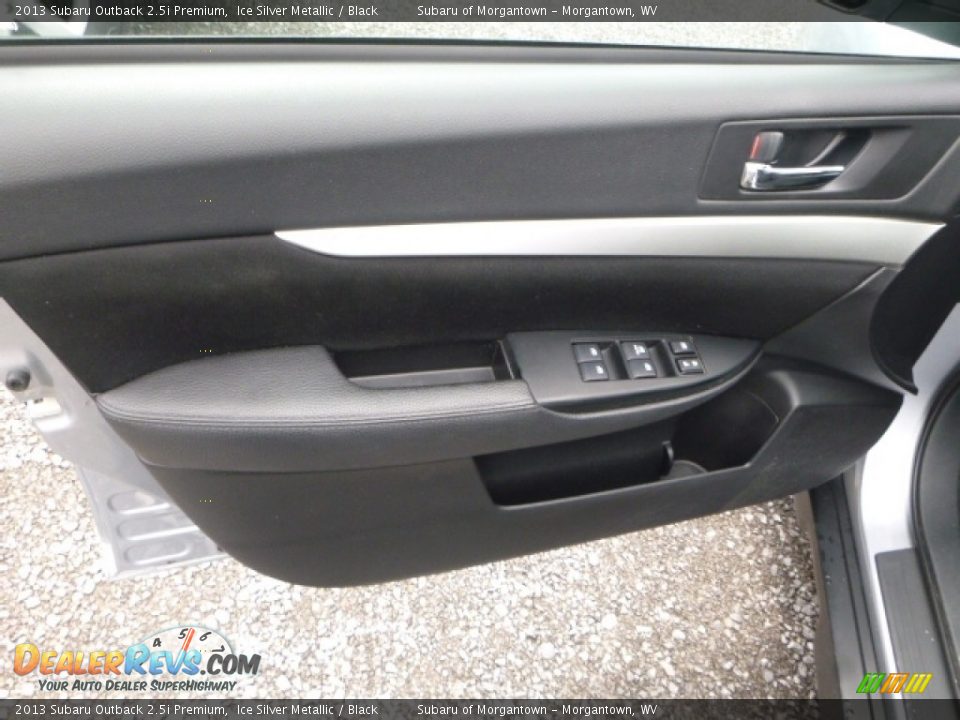2013 Subaru Outback 2.5i Premium Ice Silver Metallic / Black Photo #15