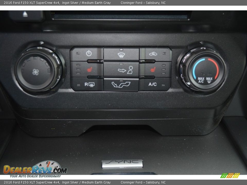2016 Ford F150 XLT SuperCrew 4x4 Ingot Silver / Medium Earth Gray Photo #11