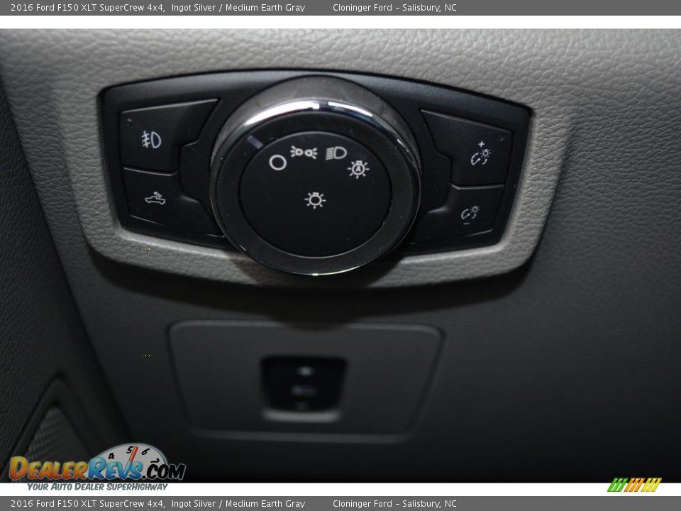 2016 Ford F150 XLT SuperCrew 4x4 Ingot Silver / Medium Earth Gray Photo #14