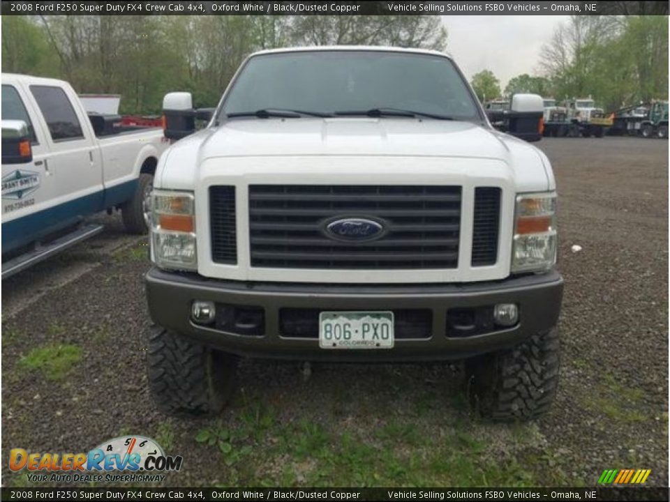 2008 Ford F250 Super Duty FX4 Crew Cab 4x4 Oxford White / Black/Dusted Copper Photo #4