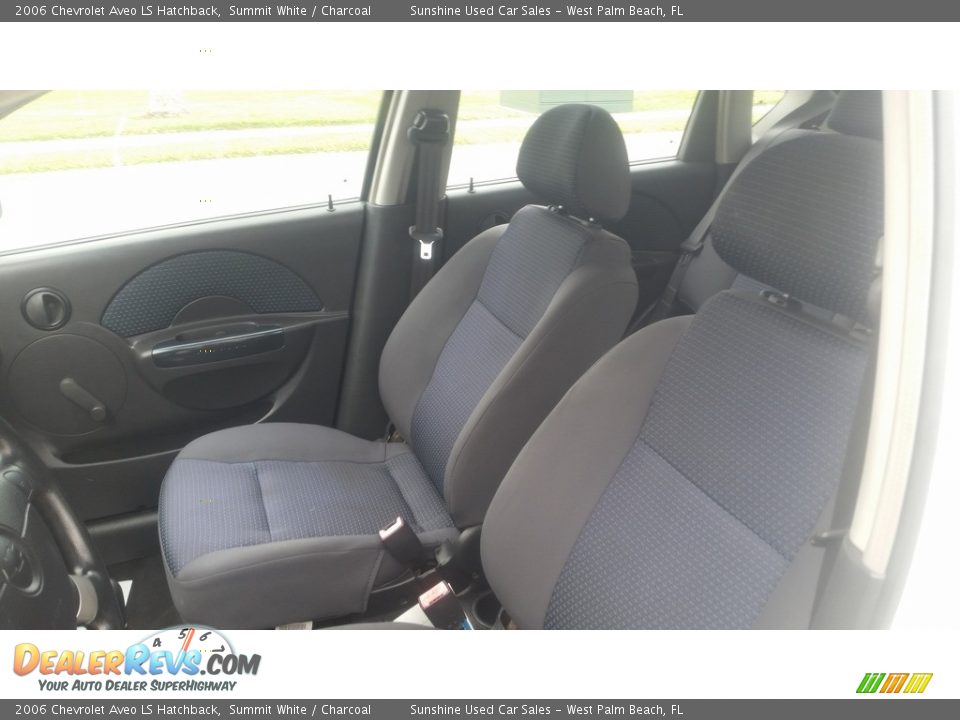 2006 Chevrolet Aveo LS Hatchback Summit White / Charcoal Photo #9