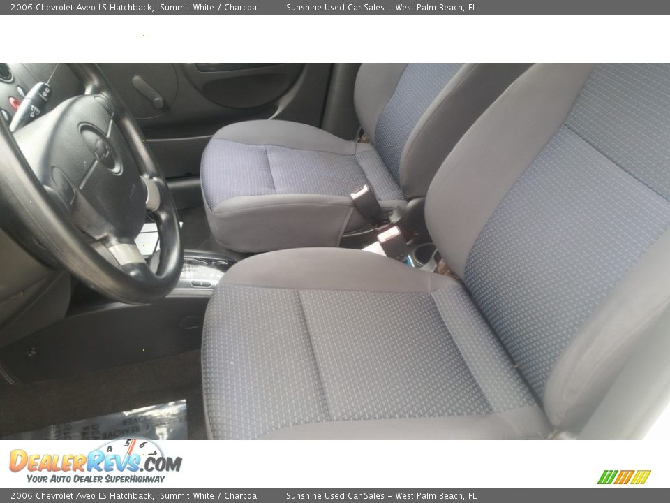 2006 Chevrolet Aveo LS Hatchback Summit White / Charcoal Photo #10