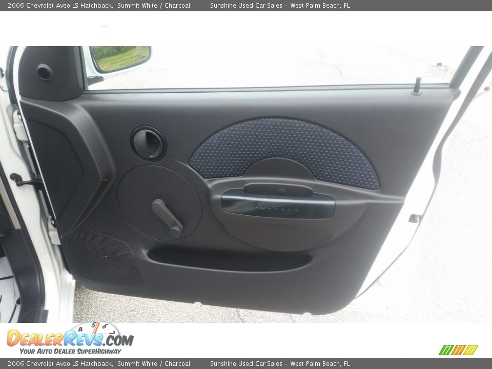 2006 Chevrolet Aveo LS Hatchback Summit White / Charcoal Photo #18