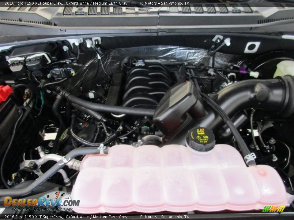 2016 Ford F150 XLT SuperCrew Oxford White / Medium Earth Gray Photo #26