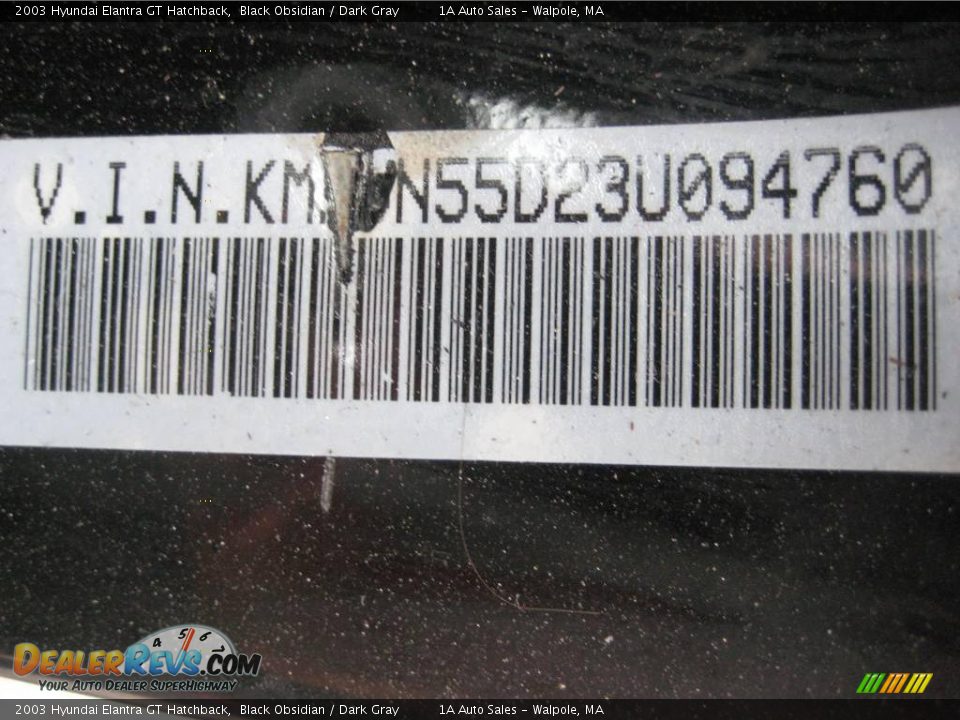 2003 Hyundai Elantra GT Hatchback Black Obsidian / Dark Gray Photo #6
