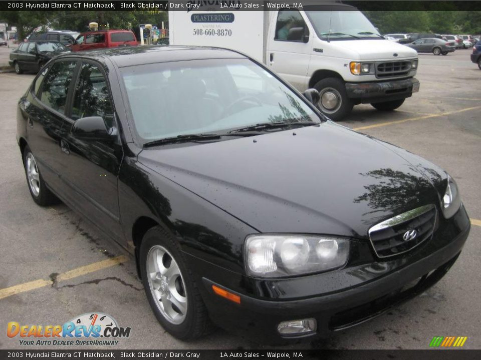 2003 Hyundai Elantra GT Hatchback Black Obsidian / Dark Gray Photo #17