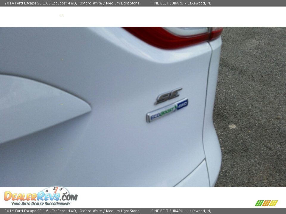 2014 Ford Escape SE 1.6L EcoBoost 4WD Oxford White / Medium Light Stone Photo #9