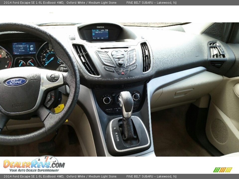 2014 Ford Escape SE 1.6L EcoBoost 4WD Oxford White / Medium Light Stone Photo #17