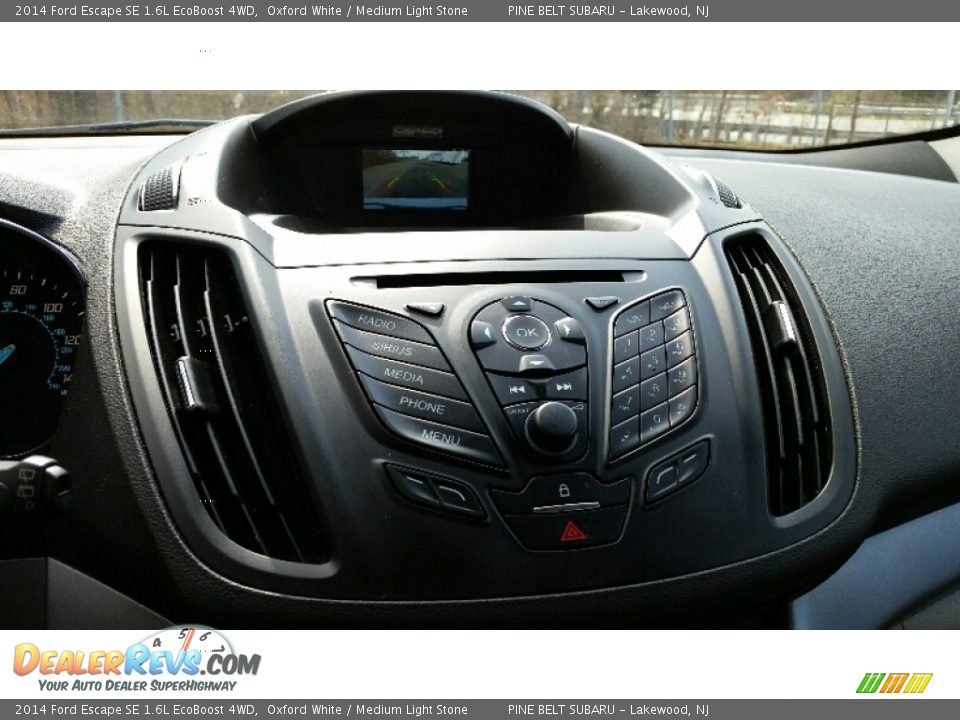 2014 Ford Escape SE 1.6L EcoBoost 4WD Oxford White / Medium Light Stone Photo #20