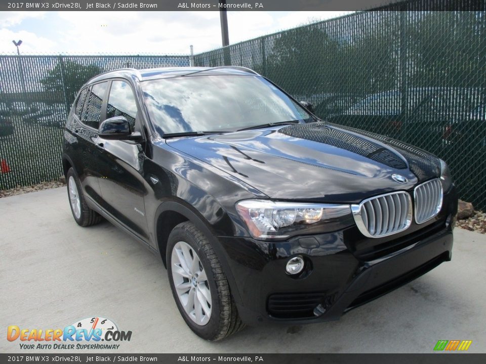 Front 3/4 View of 2017 BMW X3 xDrive28i Photo #5
