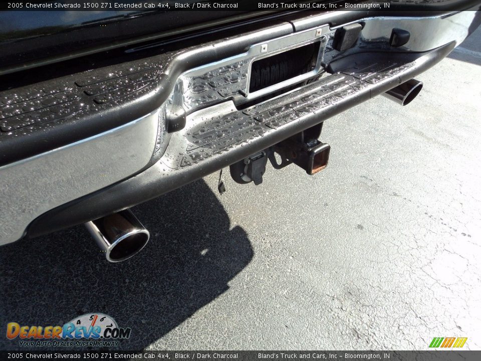 2005 Chevrolet Silverado 1500 Z71 Extended Cab 4x4 Black / Dark Charcoal Photo #26